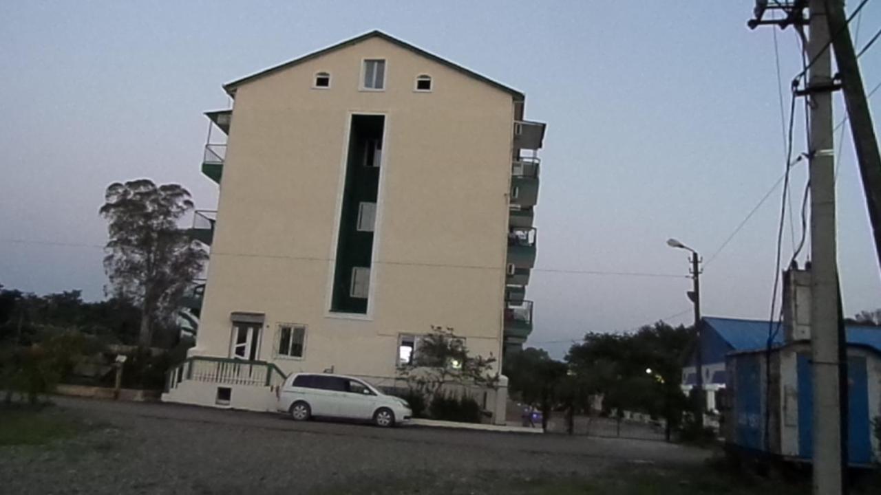 Saba Hotel Shekhvetili Bagian luar foto
