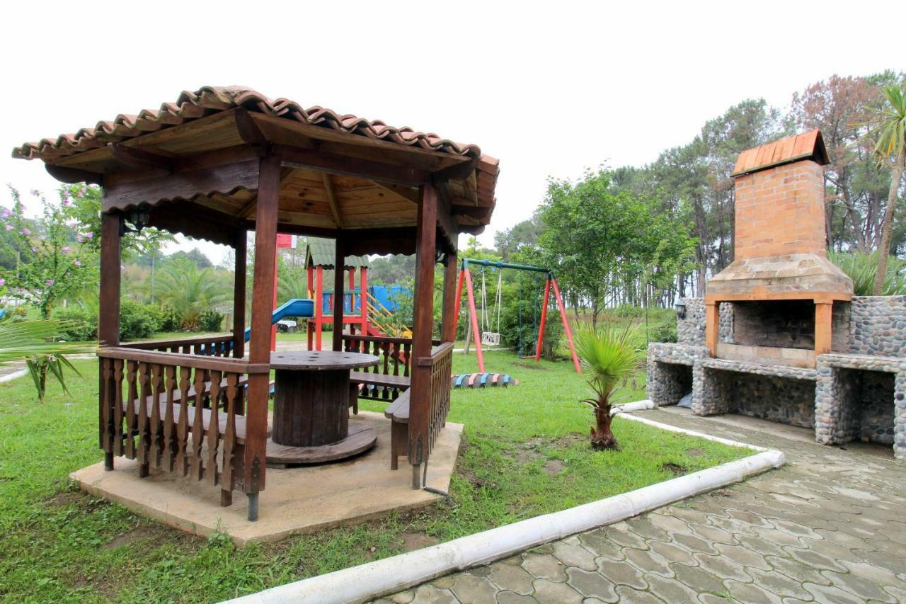 Saba Hotel Shekhvetili Bagian luar foto
